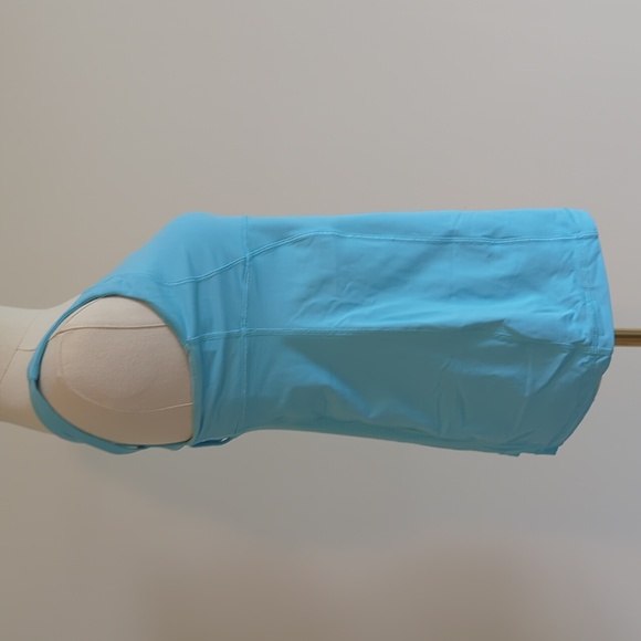 Lululemon size 6 light blue cross back tank top - Picture 6 of 8